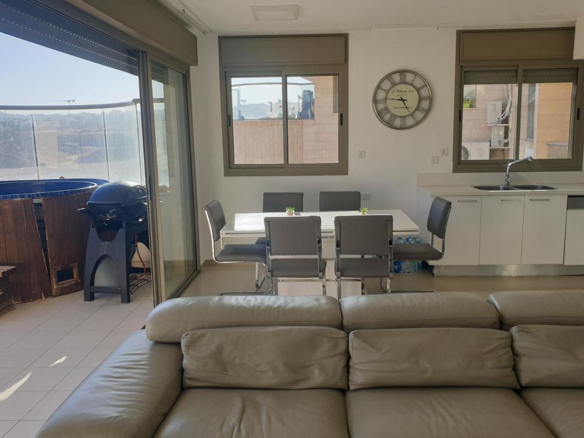 Luxury Exclusive Top Class Apartments Near The Sea With Pool Eilat Buitenkant foto