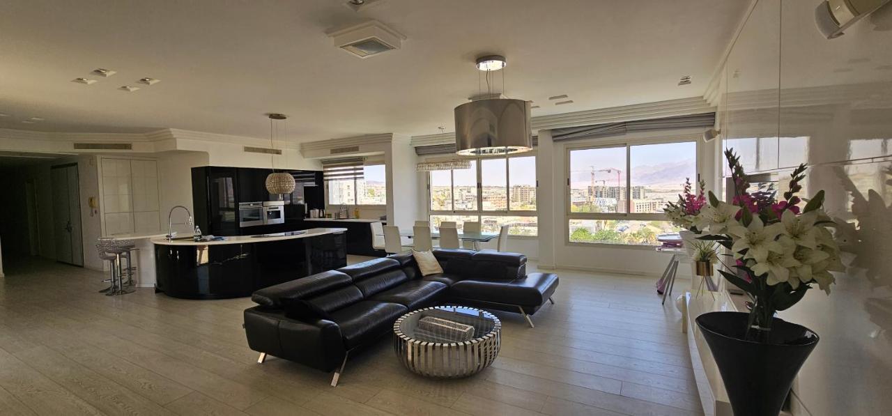 Luxury Exclusive Top Class Apartments Near The Sea With Pool Eilat Buitenkant foto